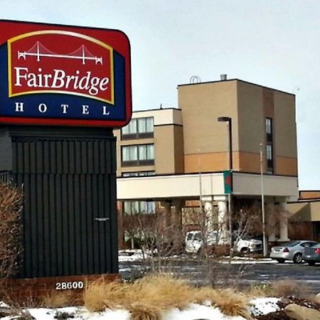 Fairbridge Hotel Cleveland East Wickliffe Экстерьер фото