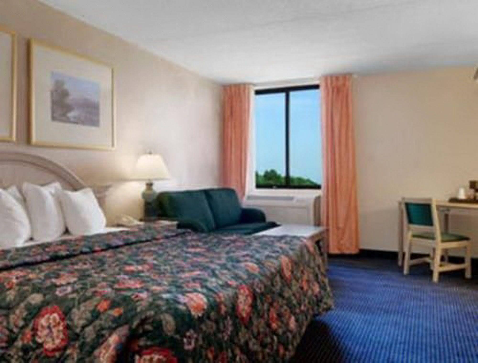 Fairbridge Hotel Cleveland East Wickliffe Экстерьер фото