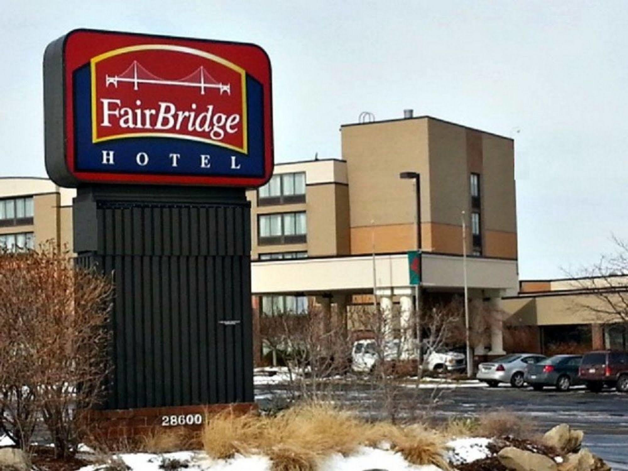 Fairbridge Hotel Cleveland East Wickliffe Экстерьер фото